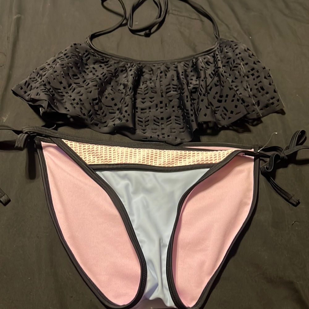New. Never been worn. Rue bleu.